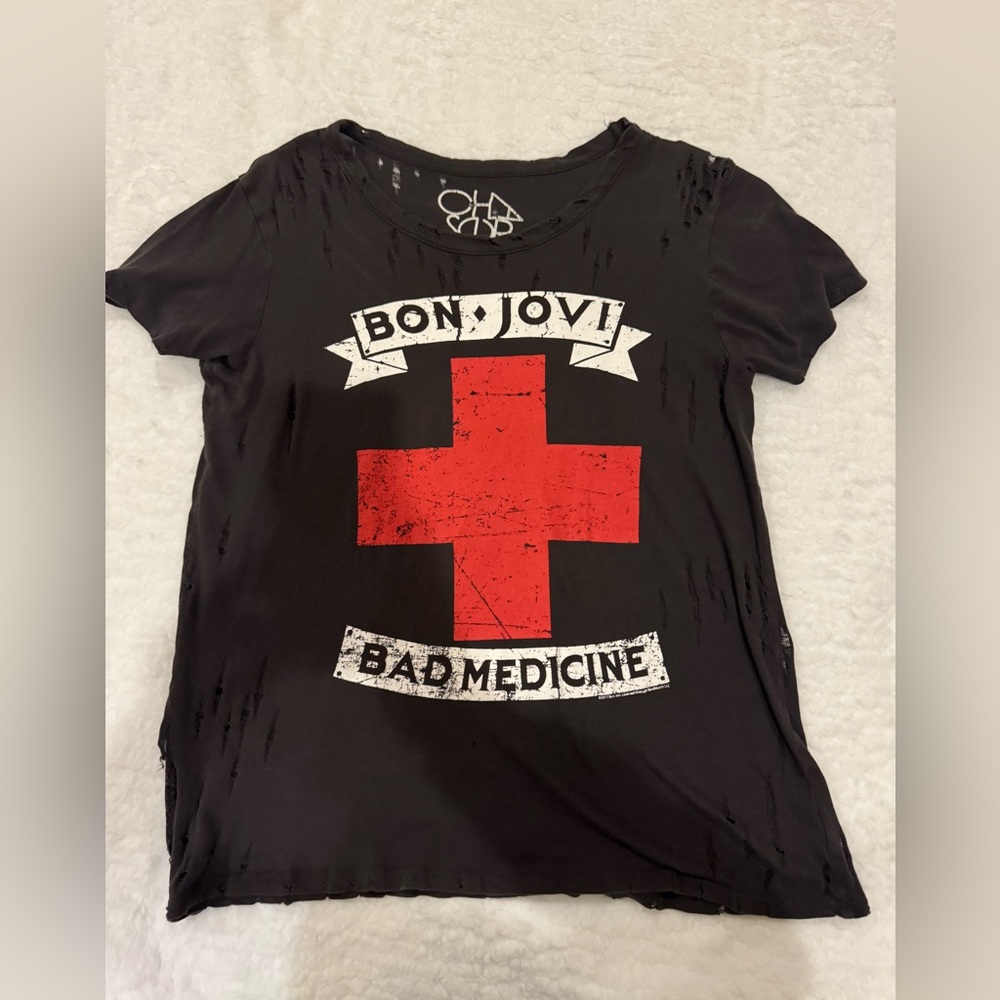 Chaser brand Bon Jovi distressed shirt size Small